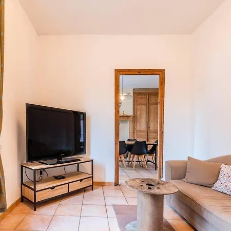 Au Beau Site Jardin, Cheminee & Proche